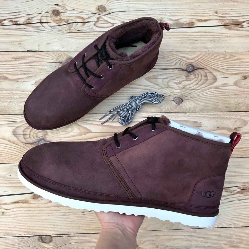 Ugg Men’s Neumel Twinface Sheepskin Chukka Boots